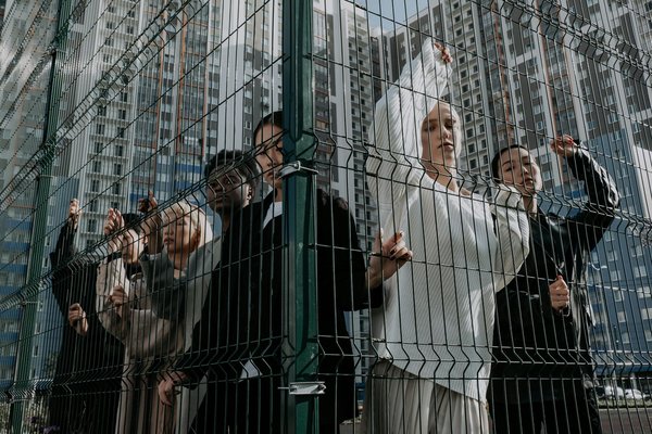 Perfecting the Classic British Sunday Roast: The Comprehensive Guide to Flavorful Excellence and Scrumptious Sides!