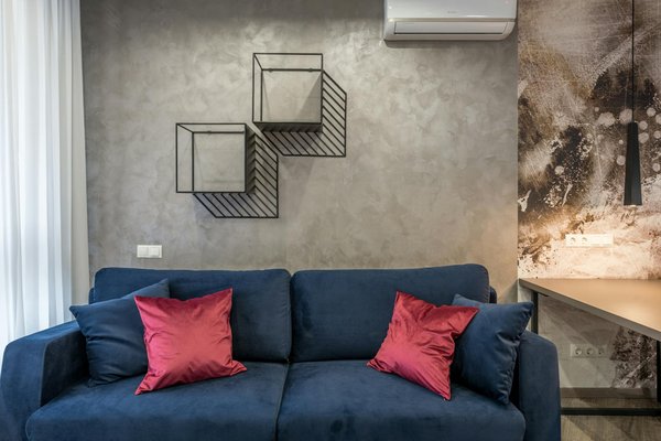 Designing Warm Urban Retreats: Must-Have Tips for Pet-Friendly Apartments